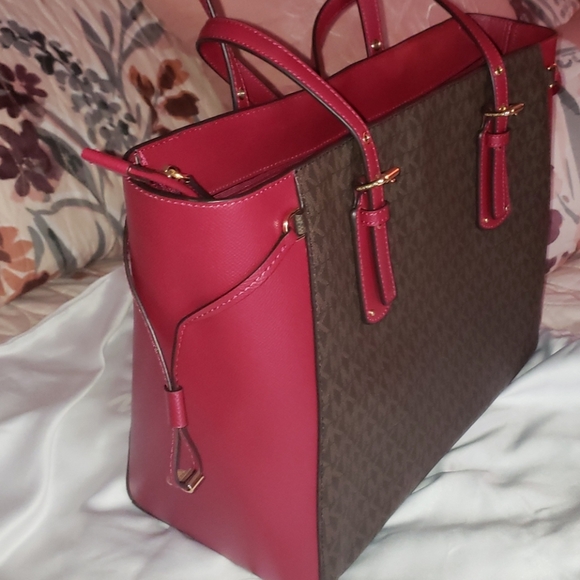 COPY - MICHAEL KORS  RED AND BROWN PURSE - Picture 7 of 8